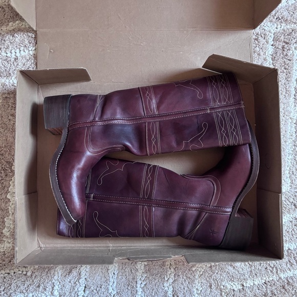 frye - vintage campus tall boot embroidered stitching deer moose horse rare - Picture 4 of 10